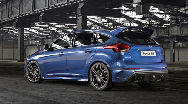 ford-focus-rs-2015